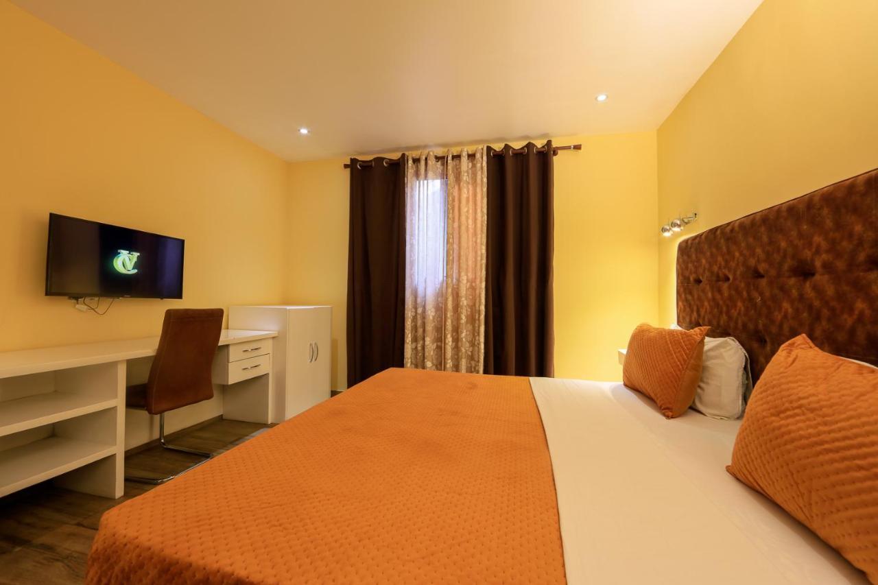 Roses Guest House Kumasi Exterior foto