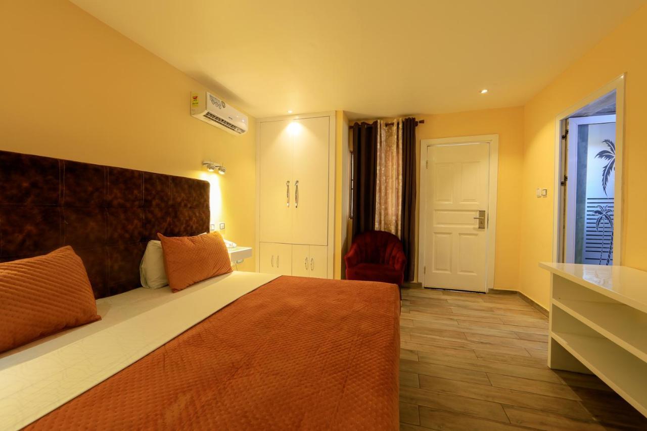 Roses Guest House Kumasi Exterior foto